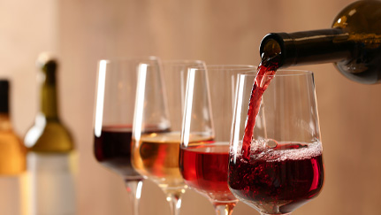 /staticassets/rm-what-you-can-do-to-help-avoid-alcohol-related-lawsuits_270448728_tcm108-108838.jpg